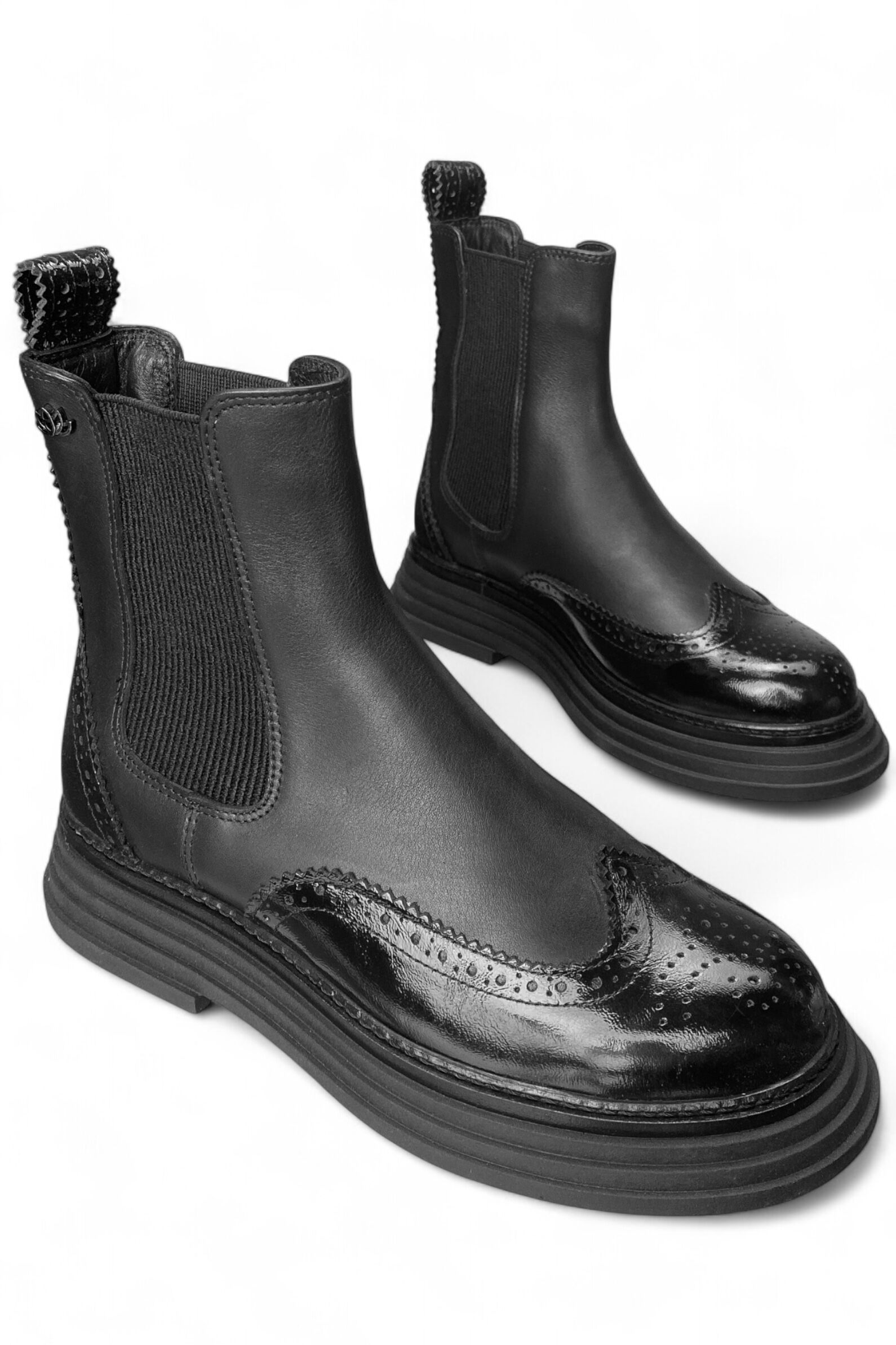 Ботинки жен. АРТ.25KB-1037,чер,н.к-лак/байка